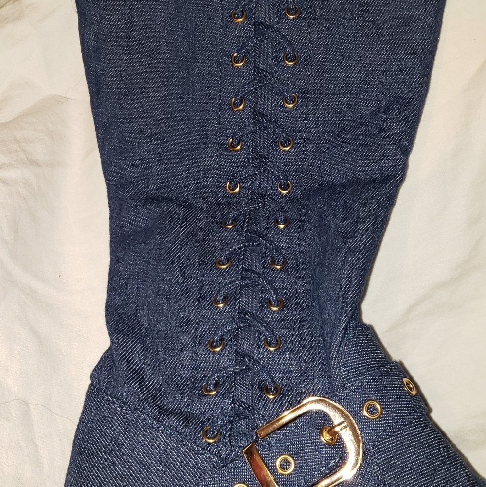 shoes - Picture 3 of 7